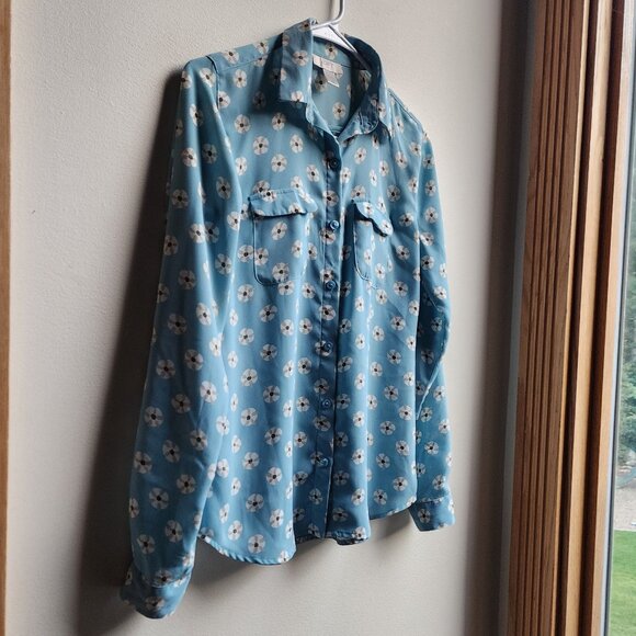 LOFT Blue Floral Button Down Shirt Size XS - Picture 3 of 14